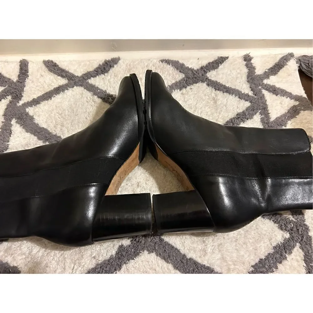 Cole Haan side gore ankle boots size 8.5 EUC